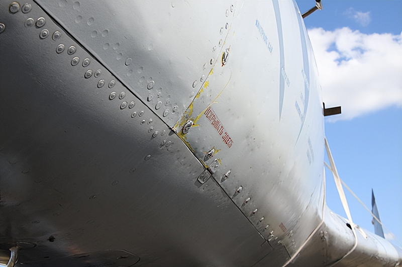 Commercially Pure Titanium Vs. Titanium Alloys，which is stronger?