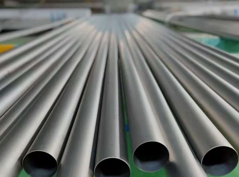 How to choose Titanium Alloys: Comparison and  Analysis of TA18 and TC4