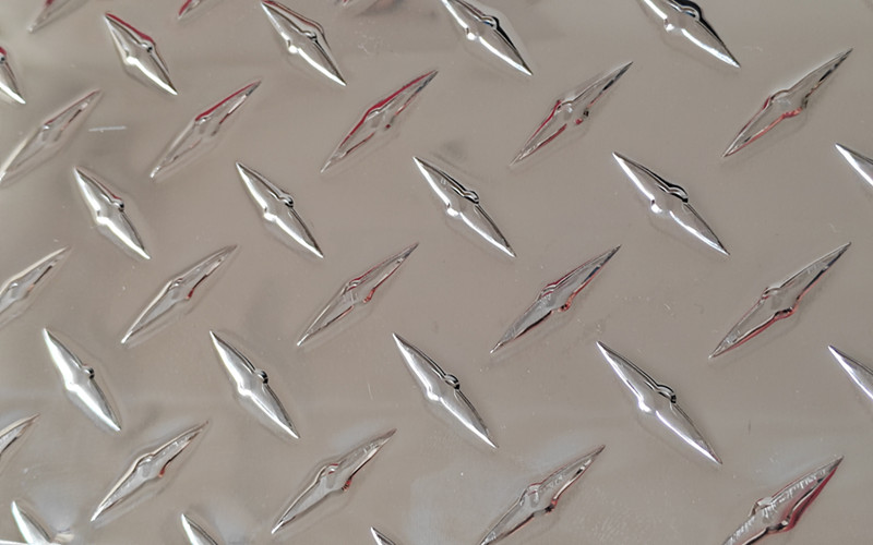 How do you clean aluminum tread plate?