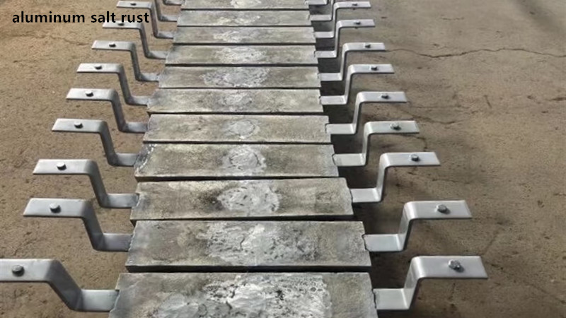 Which is better for salt water, aluminum plate or stainless steel plate?