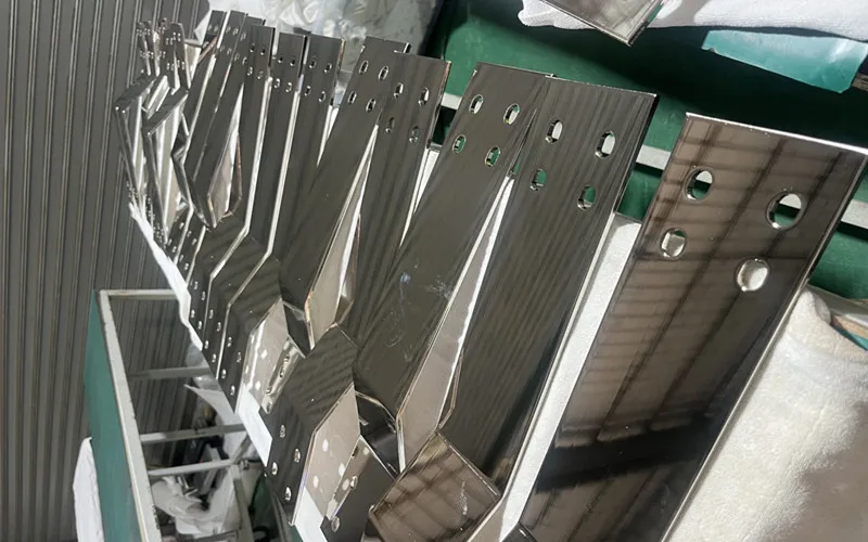 Why Are Electrical Busbars Tin Plated? Why Are Electrical Busbars Tin Plated?